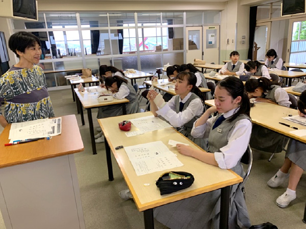 高校2年生「美しい手紙の書き方~文香を添えて~」