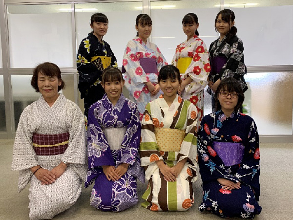 高校2年生 「着付け教室」
