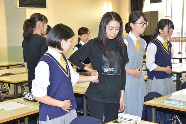 中学3年生 第3回乙女塾 「ボイストレーニング」